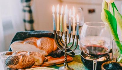 本菲卡赛后有人开麦，内斗传闻直指球迷看台，开云直播：镜头给到的那张纸